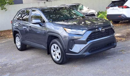 Toyota RAV4 (2023)